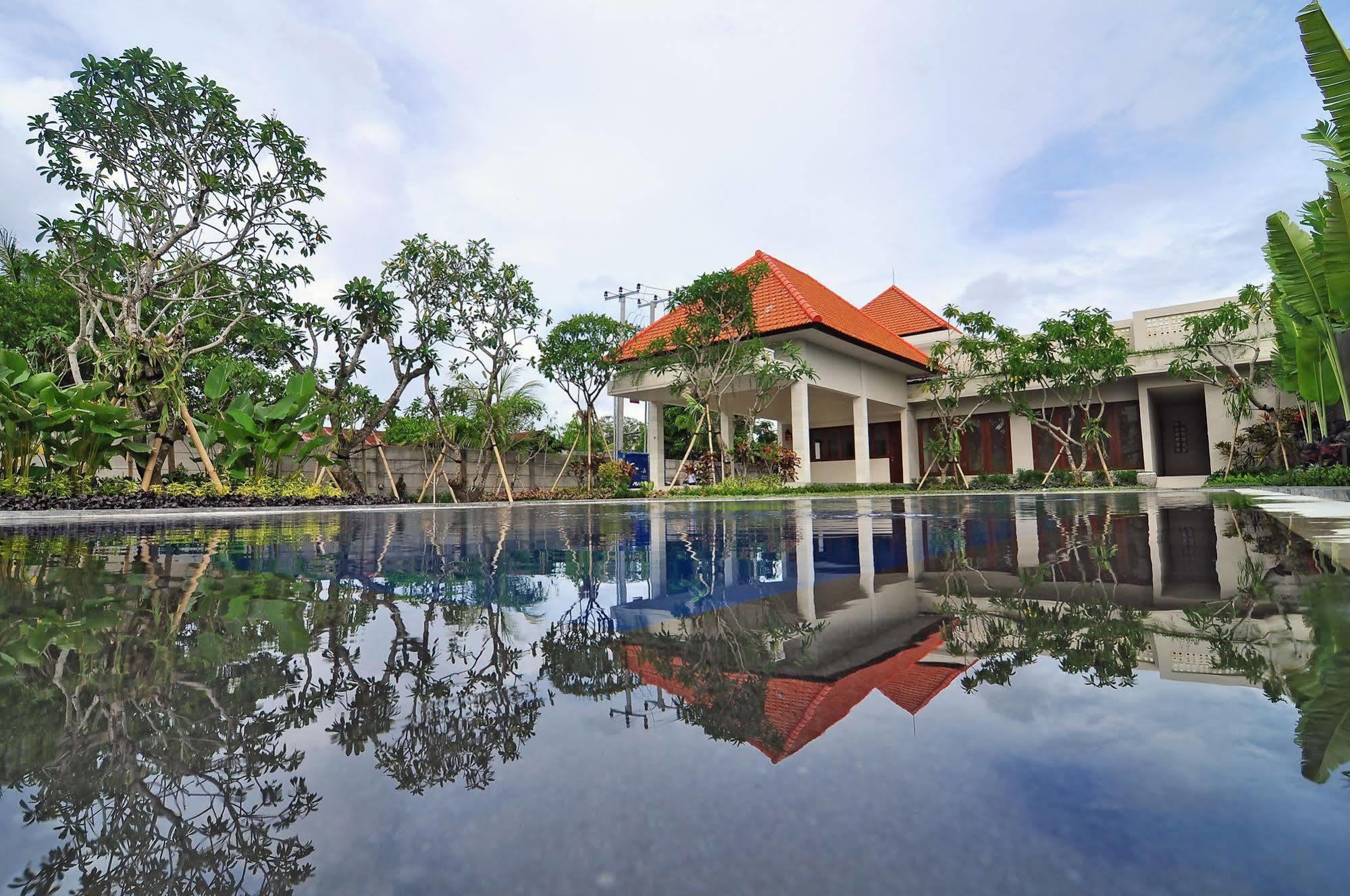 Taman Ayu Town House Legian Exterior foto